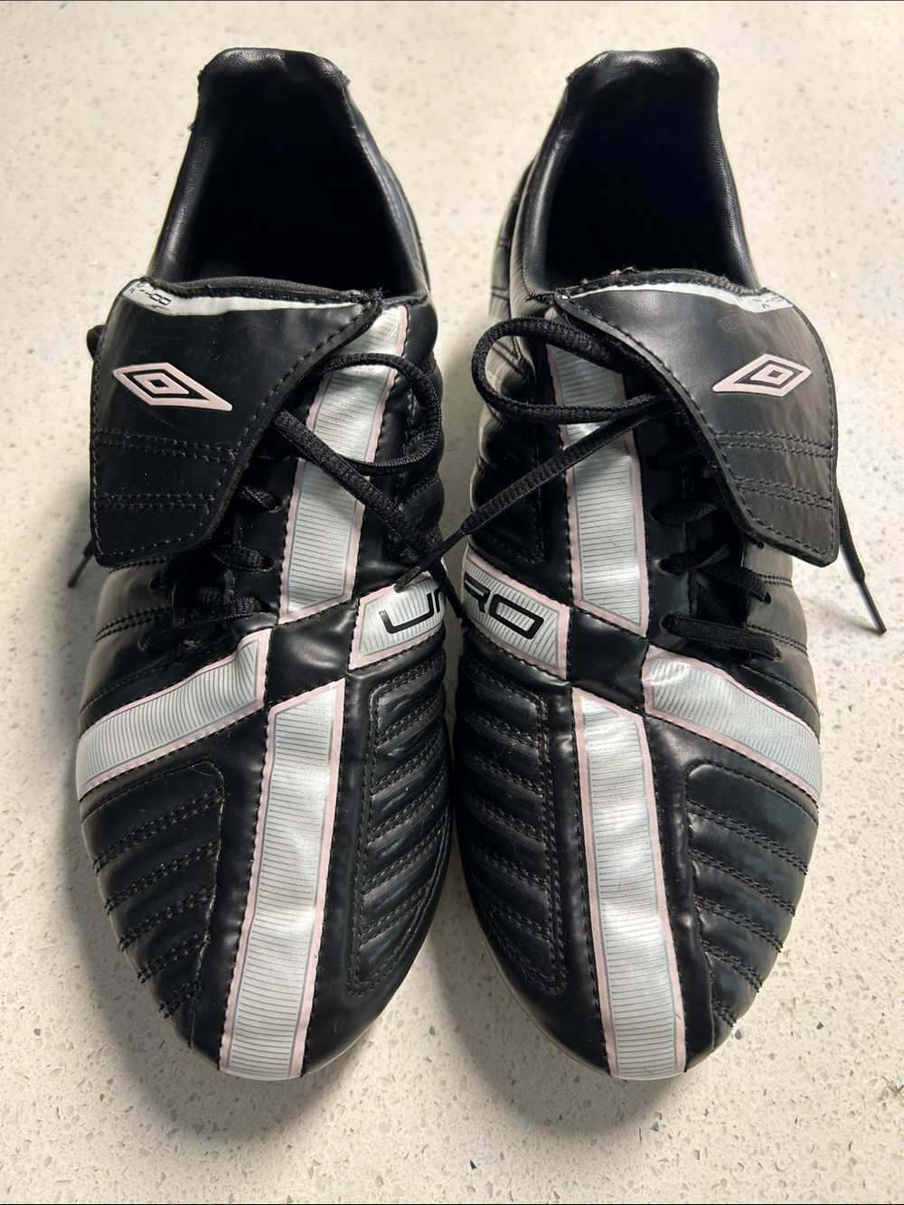 Rare Vintage Umbro Black Athletic Cleats with Kangaroo Leather FG Cleats